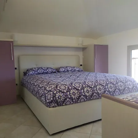Apartment La Mansarda Della Luna Pietra Ligure