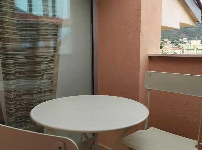 La Mansarda Della Luna Apartamento Pietra Ligure